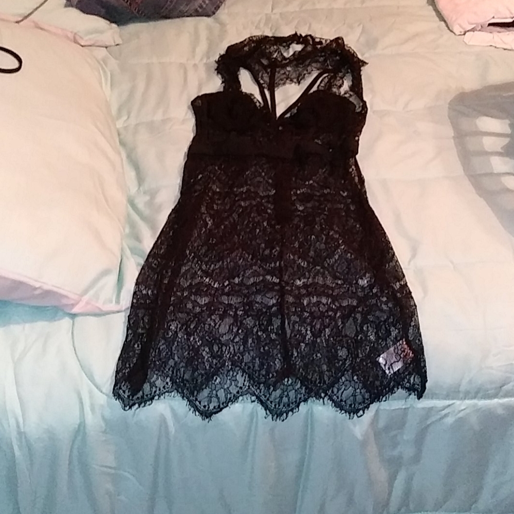 Black lace dress